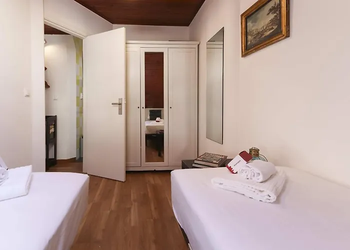 Estrela Design By Homing Appartement